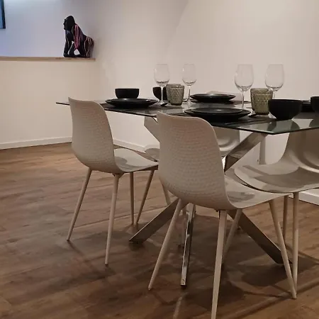 Magnifique Loft Jacuzzi Et Sauna Lanester-lorient Apartamento Lanester